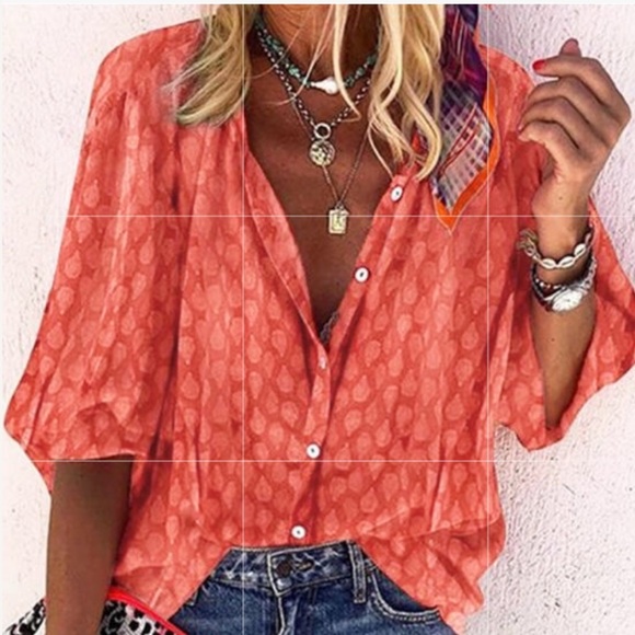 Tops - SUMMERS ULTIMATE BUTTON FRONT  TOP NWT